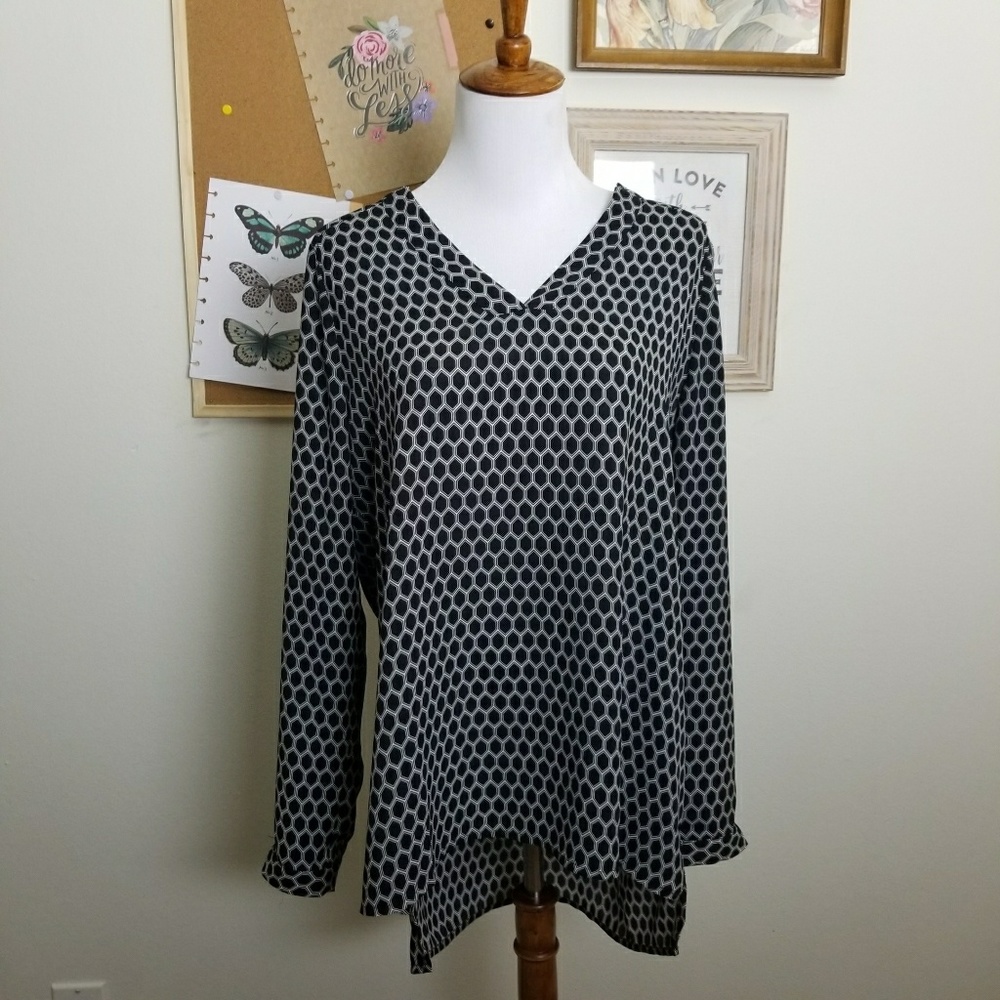 Pleione Honeycomb Split Neck Blouse Sz L